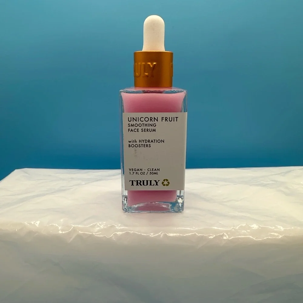 Truly Unicorn Fruit Smoothing Face Serum - - Picture 1 of 4